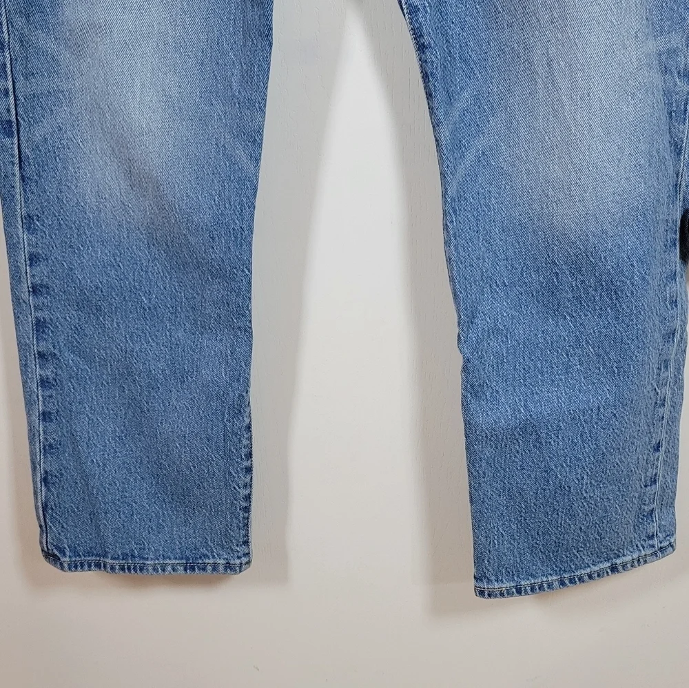 Levi's Premium Denim Button Fly Wedgie Straight Fit Jeans Size 30